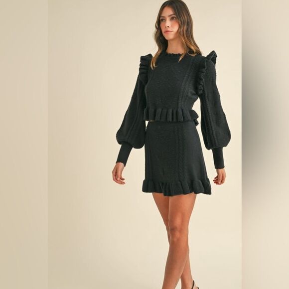 998. RUFFLE KNIT TOP AND SKIRT SET (FLORAL BEIGE) - Picture 5 of 8